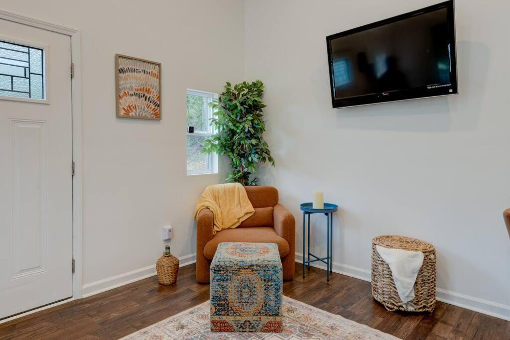 2 Bed 1 Bath-Sleeps 5 To 6 Near Rrg Large Deck Villa Beattyville Eksteriør billede
