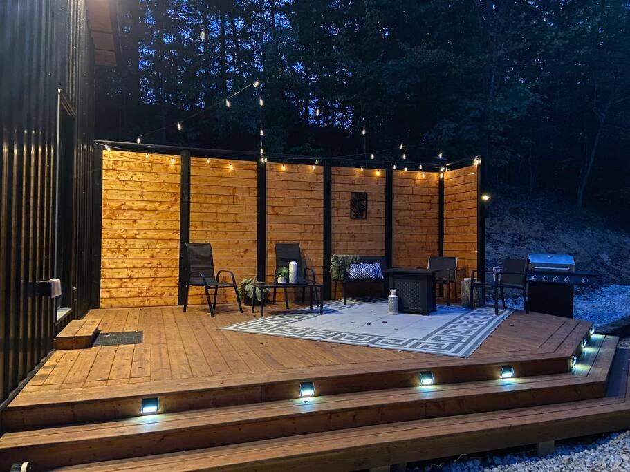 2 Bed 1 Bath-Sleeps 5 To 6 Near Rrg Large Deck Villa Beattyville Eksteriør billede